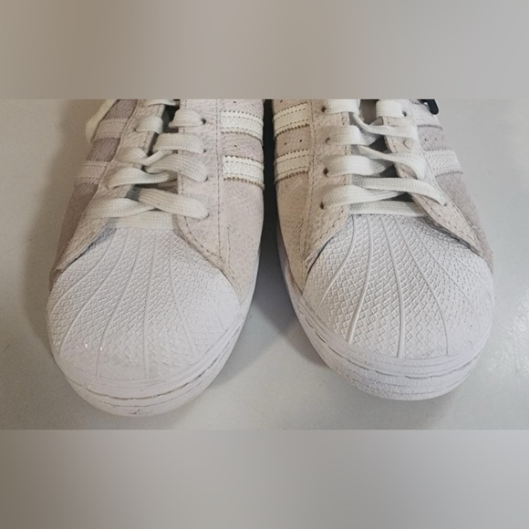 ADIDAS Superstar Snakeskin Chalk White Men's Sneaker Sz. 9 EUC - Picture 2 of 10